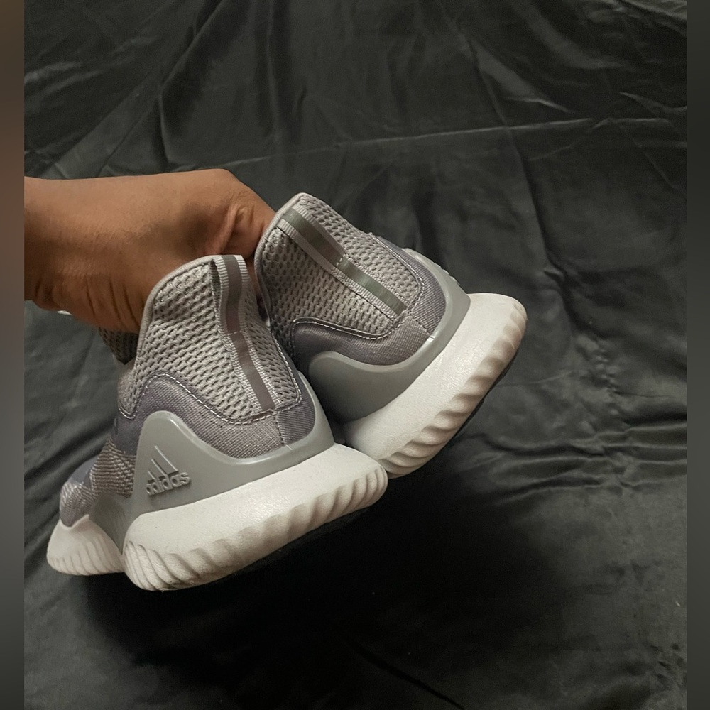 Adidas alphabounce